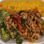 Best Chicken w. Broccoli 芥兰鸡 in Lincolnton, NC